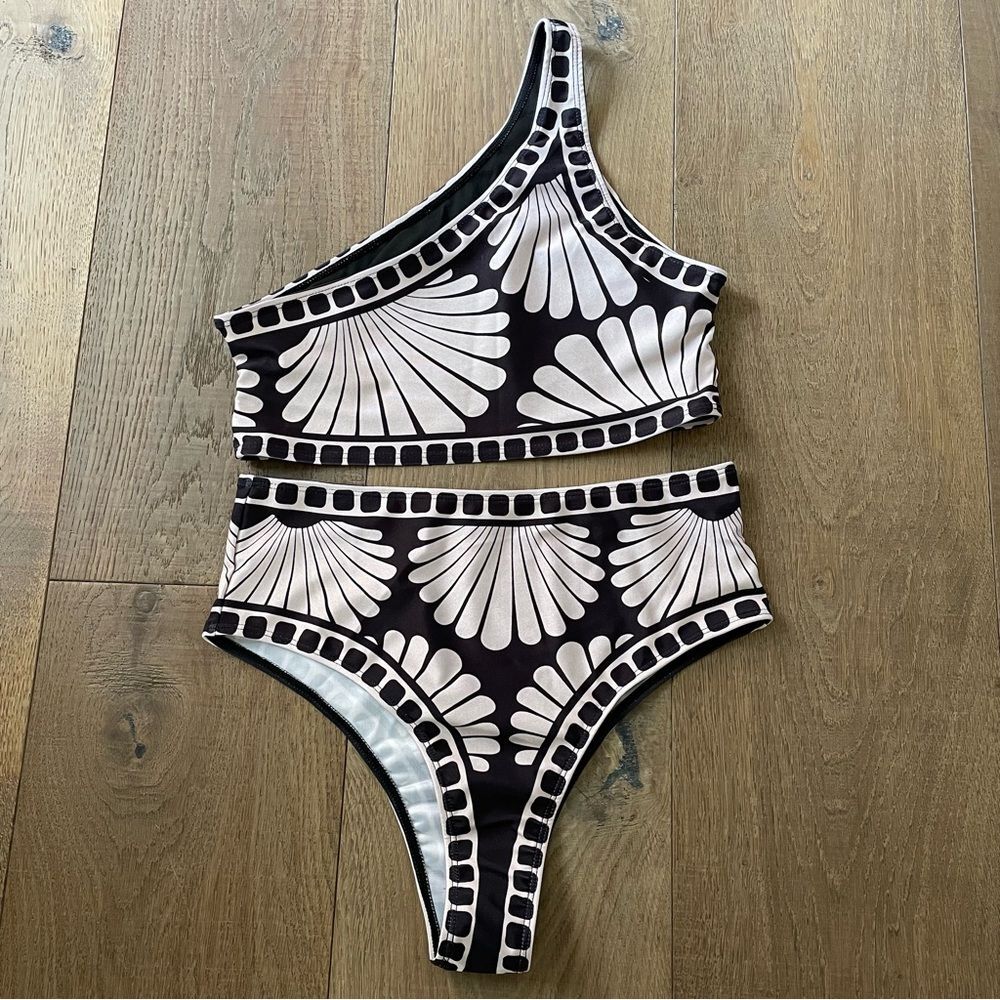 NWOT SHEIN Women's Boho Black & Apricot Shell Print Beach Swimwear 2 Pieces Set - Picture 8 of 11